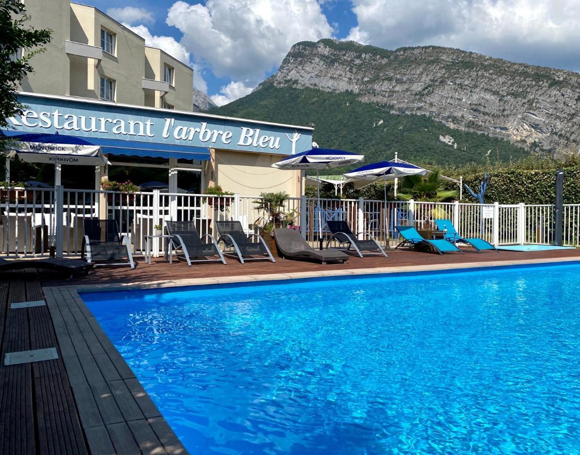 Hotel Le Neron - Logis Fontanil-Cornillon Экстерьер фото