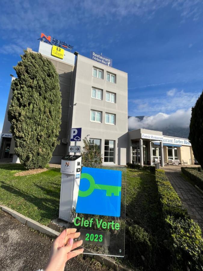 Hotel Le Neron - Logis Fontanil-Cornillon Экстерьер фото